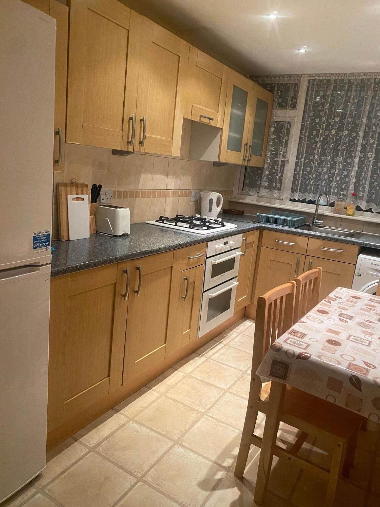 Charming 4-bedroom In East - Perfect Getaway Appartamento *