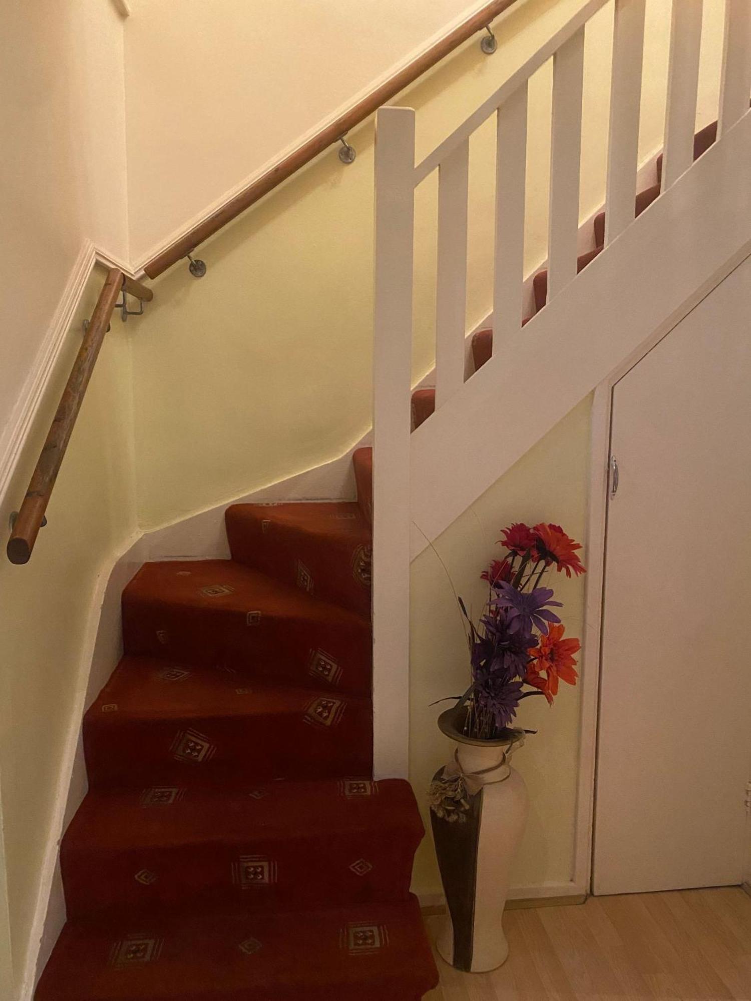Apartament Charming 4-bedroom In East - Perfect Getaway Londra